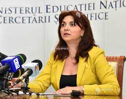 Monica-Cristina Anisie, propus ministru al Educaţiei şi Cercetării (fişă biografică) | AGERPRES • Actualizează lumea.