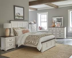 hillcrest farmhouse style queen bed