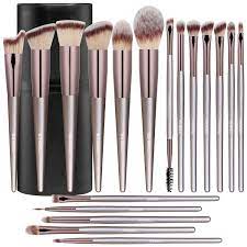cosmetic brushes