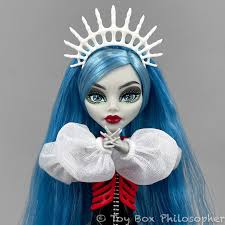 Monster High Ghouluxe Ghoulia Yelps By