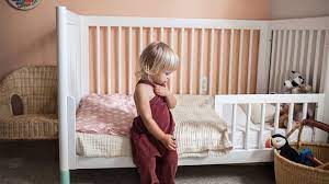 Child From Crib To Toddler Bed