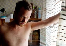 Aaron Paul desnudo en su película 'Triple 9' | CromosomaX