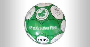 Latest greuther fürth news from goal.com, including transfer updates, rumours, results, scores and player interviews. Spvgg Greuther Furth Ball Von Der Mannschaft Signiert