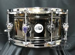 Dw Design Series Snare Drum 5 5x14 Black Nickel Over Brass Shell