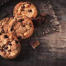 She loves to have chocolate chip cookies with her tea. Spanish Chocolate Chip Cookies Ultimate Recipe