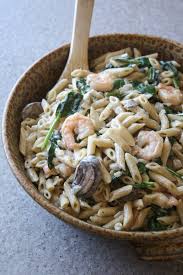 creamy shrimp spinach pasta daily