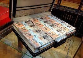 VALISE MAGIQUE EN EURO - VALISE MAGIQUE EN DOLLARS - VALISE MAGIQUE D'ARGENT : PUISSANT MARABOUT MEDIUM VOYANT SORCIER 