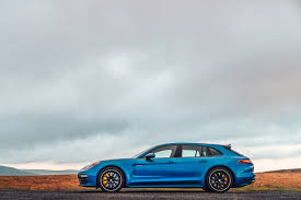 Hybrid components and turbo v8 for a combined output of 677 hp. Porsche Panamera Turbo S E Hybrid Sport Turismo Review Carcliq
