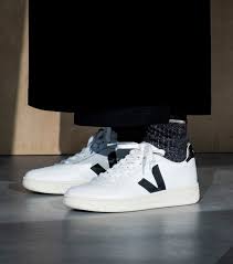 Shop the latest veja at end. Veja Sneaker Damen V 10 Leather Extra White Black Avocadostore