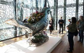 Réouverture des musées : à Marseille, le MuCEM célèbre Jeff Koons - Le  Parisien