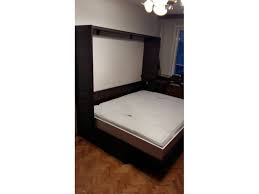 Представяме ви вертикално падащо легло с немски механизъм hafele за матрак 160х190 см., в комбинация с ъглов диван и гардероб с ракла. Padasho Leglo S Divan Stemar