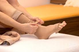 reducing swelling in the feet and ankles