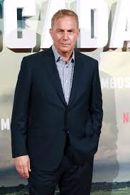 Kevin costner is a capricorn ♑, which is ruled by planet saturn ♄. Kevin Costner Starportrat News Bilder Gala De