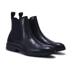 Find the latest brands, styles and deals right now! Black Chelsea Boots For Men