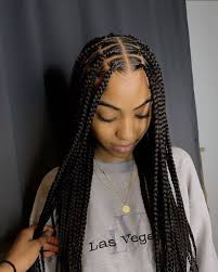 A cool style like this has the braids on the inside the hairstyle. Louisvgirlz Louisvgirlz Blownoutnaturalhairstyles Naturalhairstylesafro Naturalhairstylesforg Box Braids Styling Hair Styles Big Box Braids Hairstyles
