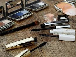 makeup mistakes that can age you