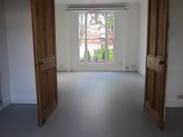 seamless resin floors poured rubber