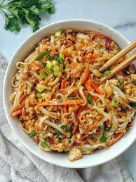 vegan stir fry noodles with crispy tofu