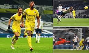 Read the latest tottenham hotspur v fulham headlines, all in one place, on newsnow: Tottenham 1 1 Fulham Jose Mourinho S Side Drop Crucial Points At Home Daily Mail Online
