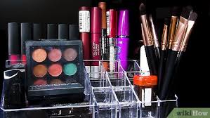 how to put together a makeup kit with