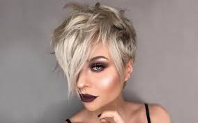 growing out a pixie your guide to