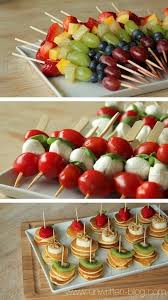 If you are looking for an easy recipe to make for a party, try one of these 11 including spiced sweet and savory nut snacks, crostini, and more. Brunch Finger Foods Google Search Fingerfood Essen Und Trinken Fingerfood Rezepte