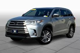 pre owned 2017 toyota highlander xle