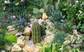 Meuble de jardin d occasion annonces meuble leboncoin. Le Clos Fleuri Jardin A Visiter A Chabeuil Dans La Drome 26