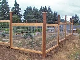 galvanized cattle panel fence with