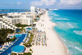 is cancun safe to travel to