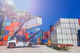 Shipping agent and freight forwarder: understand the differences!
