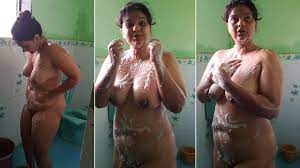 Indian aunties nude bath