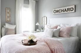 sweet and simple guest bedroom decor