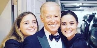 Get to know all of joe biden's grandchildren.there's a grand total of 7.former vice president joe biden is the picture of a family man. Who Are Joe Biden S Grandchildren Biden S Seven Grandkids