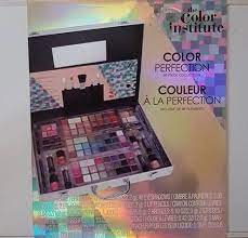 the color insute makeup box