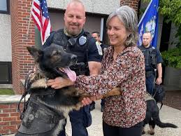 danbury first lady gifts k9 teams with