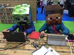 Welcome to the crafting recipe generator for minecraft java edition and bedrock edition! Two Students Build In Minecraft At Bett Conference Frontread