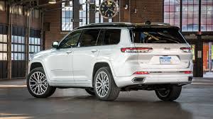 2022 jeep grand cherokee l and