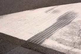 repairing asphalt driveways from