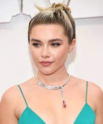 florence pugh beauty and makeup routine