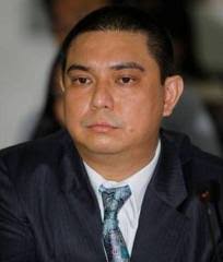 Juan Miguel “Mikey” Arroyo. It s a welcome news that the Commission on Elections (Comelec), headed by Chairman Sixto Brillantes, is serious in going after ... - mikey