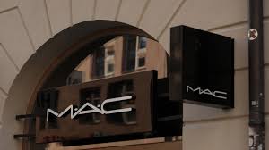 proof mac cosmetics is actually worth