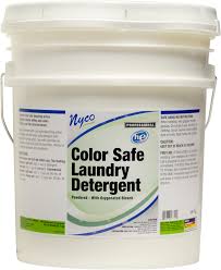 color safe laundry detergent with