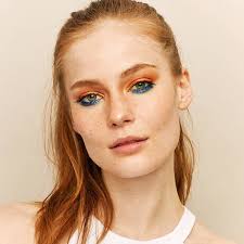 how to wear makeup with freckles