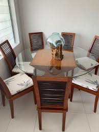 glass top 8 seater round dining table