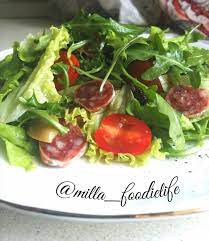 Салат аругула с зелёными оливками и салями - рецепт автора Milla  @milla_foodielife