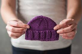 You guys, i love the seed stitch texture of this hat, it's just so darn soft and cute! Howto How To Knit A Hat For A Baby