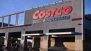 is costco open on presidents day