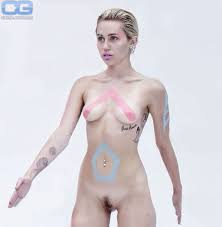 Miley Cyrus nackt, Nacktbilder, Playboy, Nacktfotos, Fakes, Oben Ohne