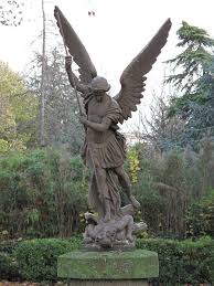 Statue De L Archange Saint Michel